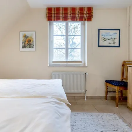 Tatil Evi Strandstrasse 77a, Haus Nordseeluft Wyk auf Föhr